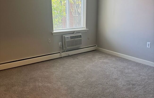 1 bed, 1 bath, 600 sqft, $1,185, Unit 241