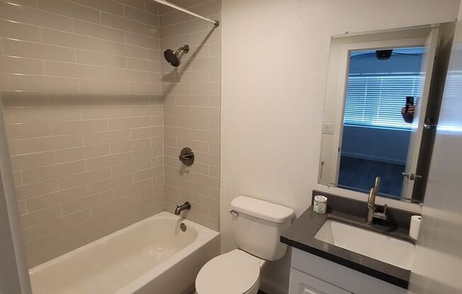 2 beds, 2 baths, $1,650