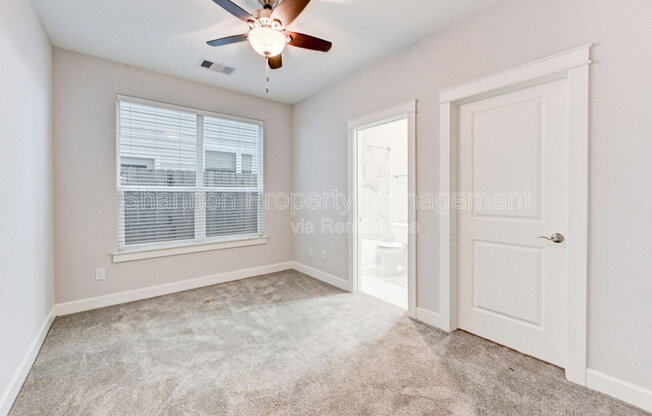 705 LINK RD