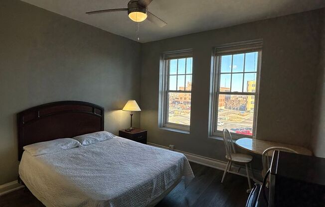 Studio, 1 bath, 225 sqft, $680, Unit 44