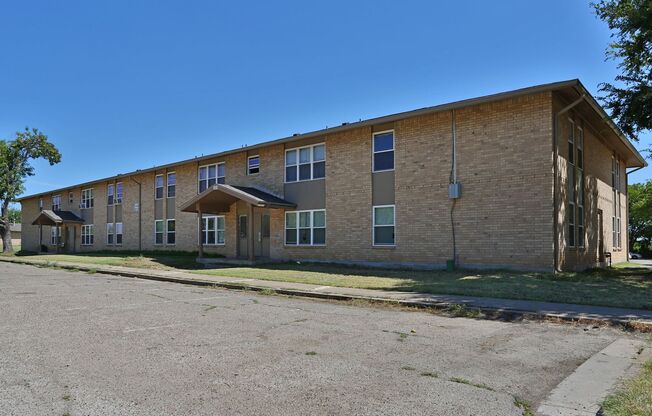 2 beds, 1 bath, 840 sqft, $975, Unit 2847 D