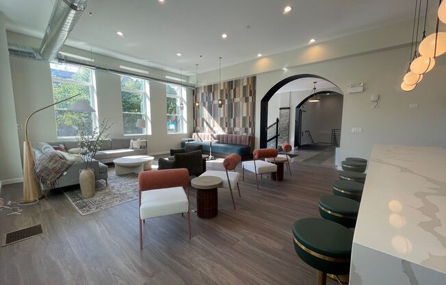 2 beds, 2 baths, 938 sqft, $2,999, Unit 401