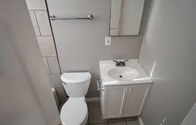 Studio, 1 bath, $600