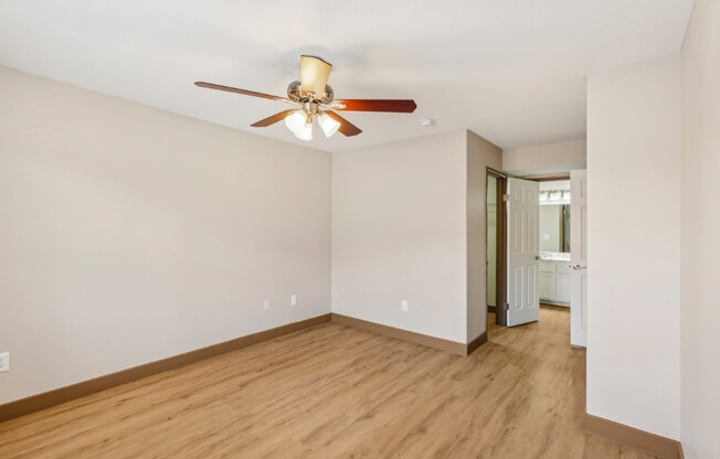 Gallery Photo 10