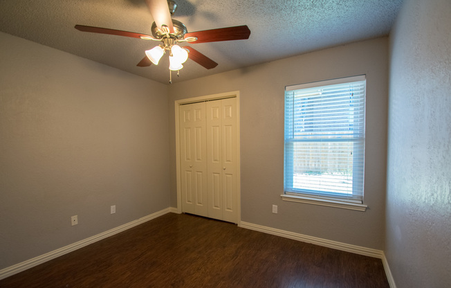 3 beds, 2 baths, $1,900