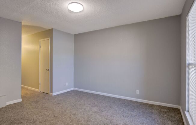 1 bed, 1.5 baths, 798 sqft, $995, Unit 8718-23