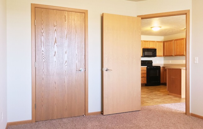 2 beds, 2 baths, 1,092 sqft, $1,195, Unit 1325-205