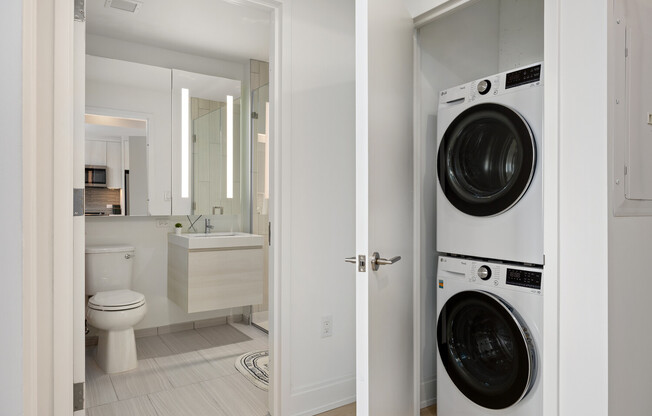 1 bed, 1 bath, $3,355, Unit 1928