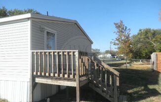 3 beds, 2 baths, $1,195