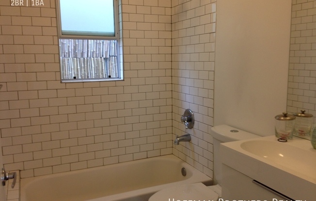 2 beds, 1 bath, $3,395