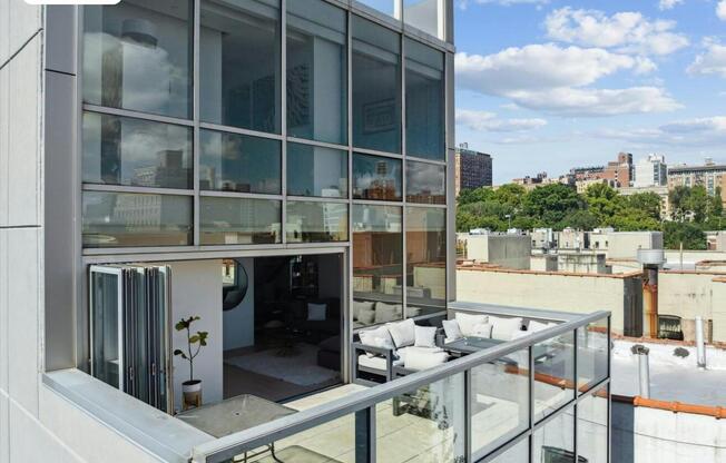 313 W 121 ST