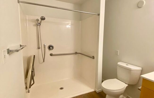 1 bed, 1 bath, 520 sqft, $2,150, Unit 2307-A