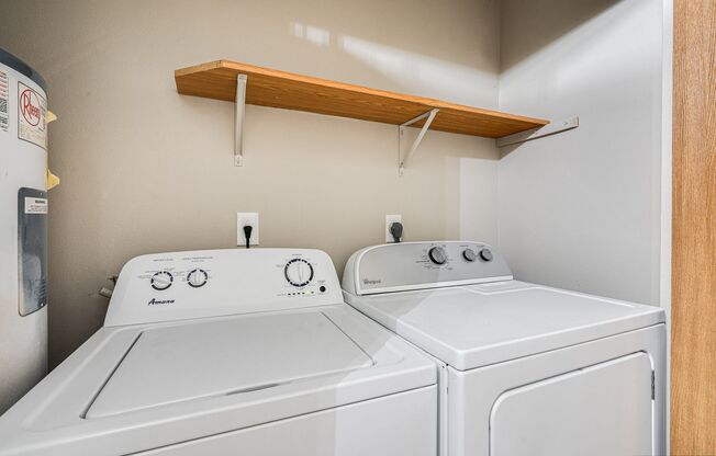 3 beds, 2 baths, 1,250 sqft, $1,999, Unit FR 3263