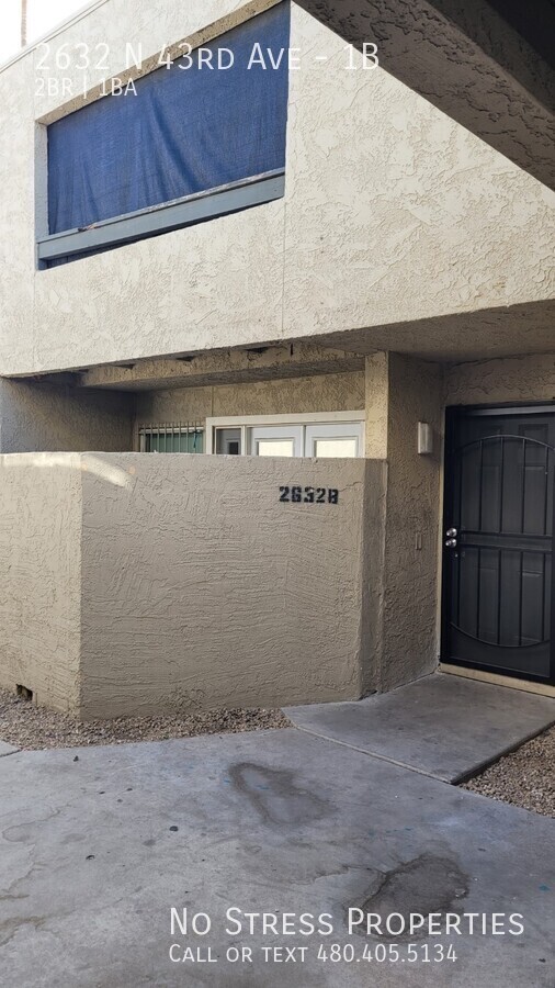 2632 N 43 AVE