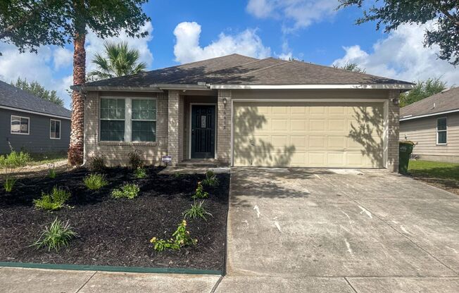 1 STORY 3 BEDROOM WITH AN OFFICE AND 2 BATHROOM.