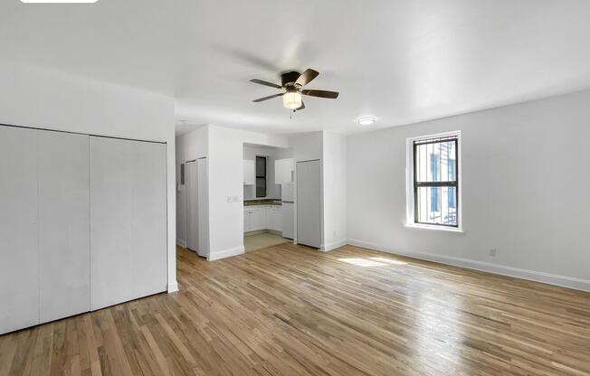 200 W 123 ST