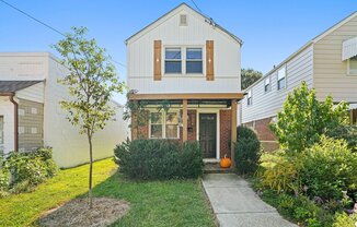 1713 NEWTON ST NE