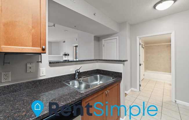 851 N. Glebe Rd, 1021