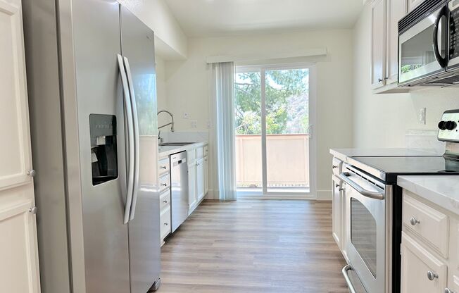 Beautiful 2Bd/2Ba Condo  Available in Yorba Linda!