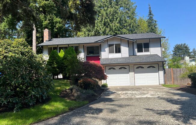 4bd/2.75ba Bellevue Home