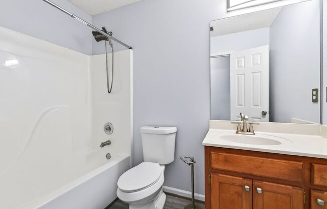 Beautiful 4BR/3BA Family Home – Minutes from Mall of Georgia!