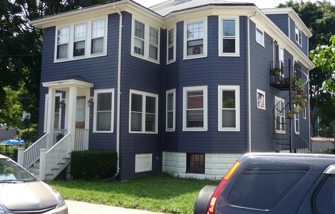 3 beds, 2 baths, 1,450 sqft, $3,600, Unit 2