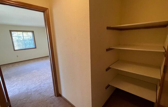 2 beds, 2 baths, 1,400 sqft, $1,650, Unit 6855-103