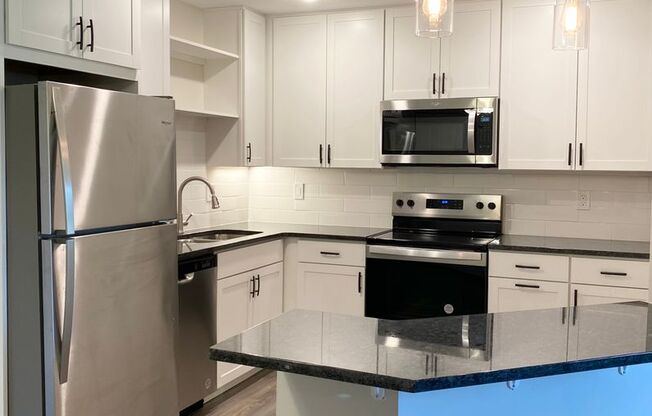 3 beds, 1 bath, 1,100 sqft, $1,895, Unit 146201