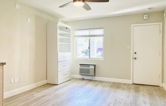 Studio, 1 bath, $1,800, Unit 1141 Silverado St #112