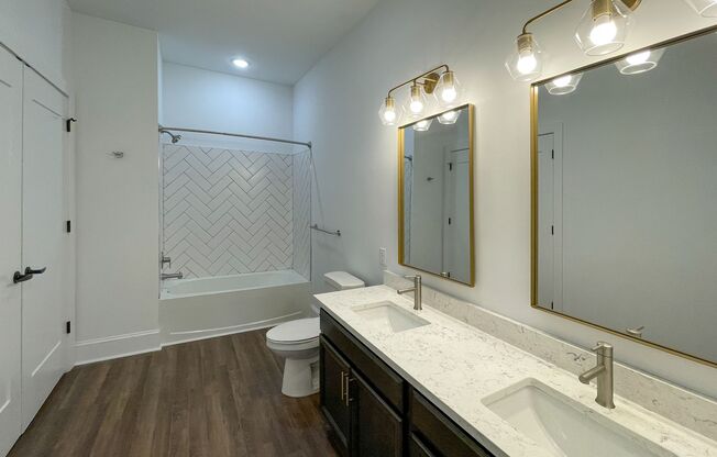 212 W 9th 8049 Master Tenant