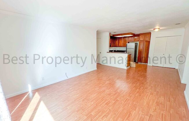 Perfect Shape Warm Springs Condo next to James Leitch Elementary
