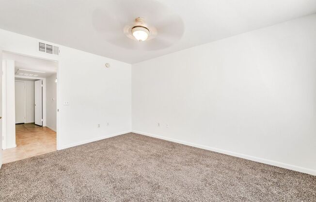 2 beds, 2 baths, $1,283, Unit # 1132 1132