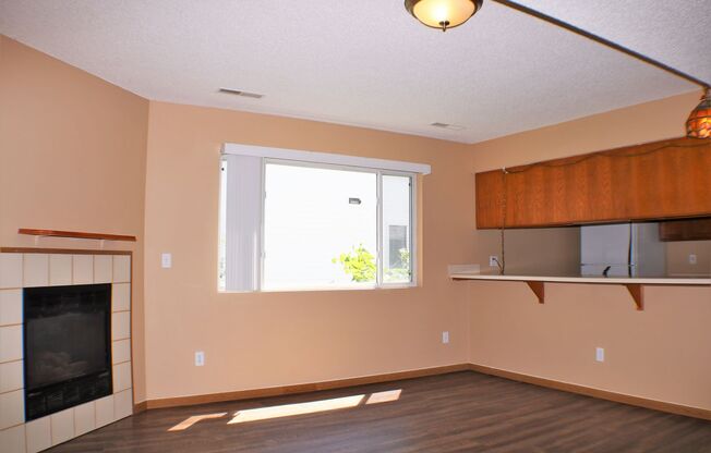 $1,100 | 2 Bedroom, 1 Bathroom Condo | Pet Friendly* | Available for August 1st, 2024 Move In!