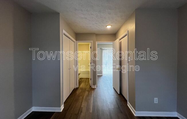 1441 IRELAND DR