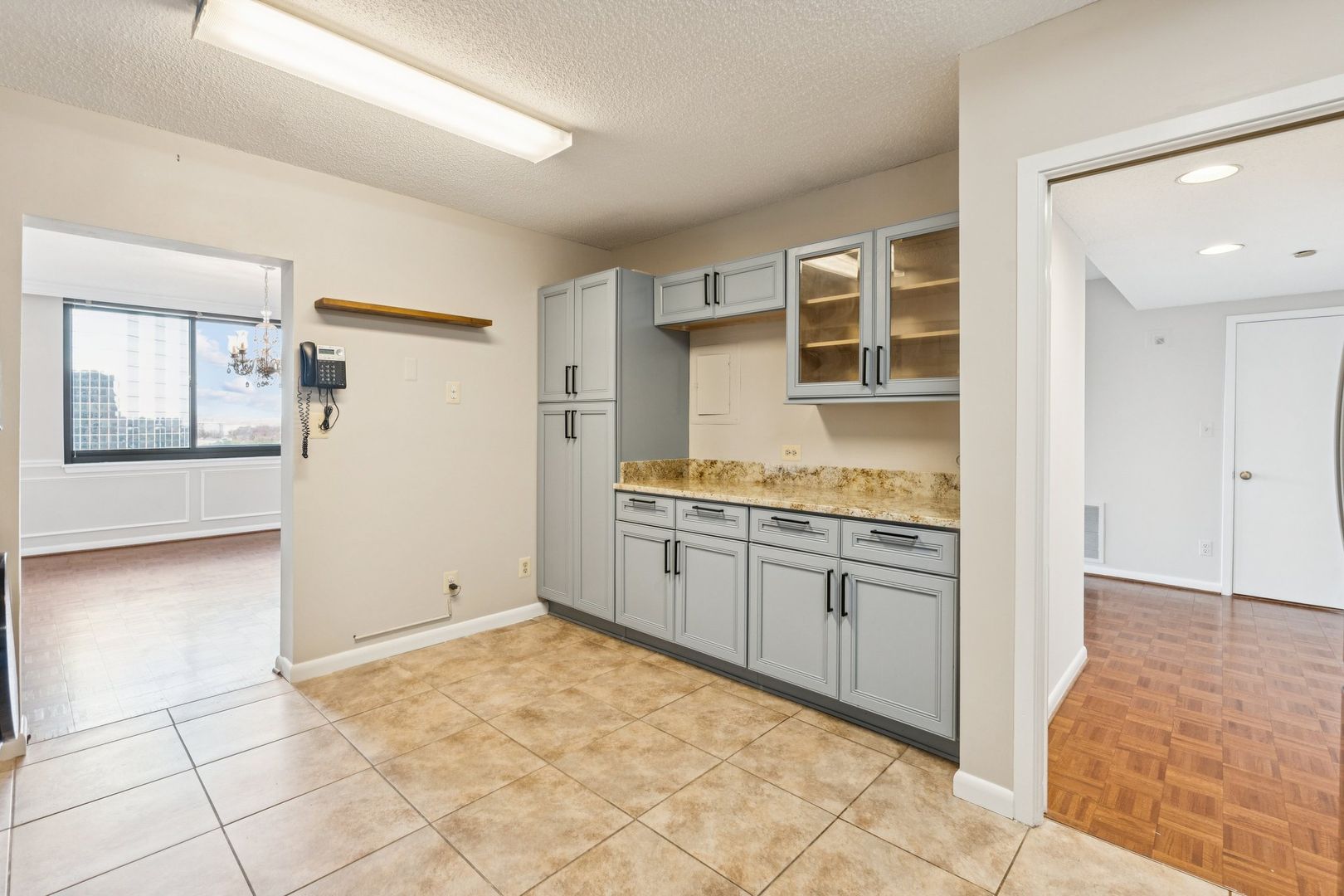 Spectacular 3-bedroom, 2.5-bath residence at Skyline House!