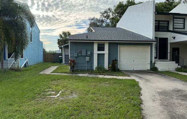 Cozy 3-bedroom, 2-bathroom home in heart of Tampa