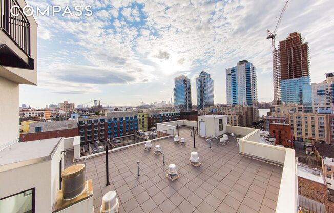 1 bed, 1 bath, $4,780, Unit 5E