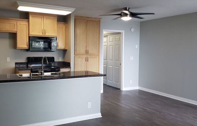 1 bed, 1 bath, 750 sqft, $2,275, Unit 0047