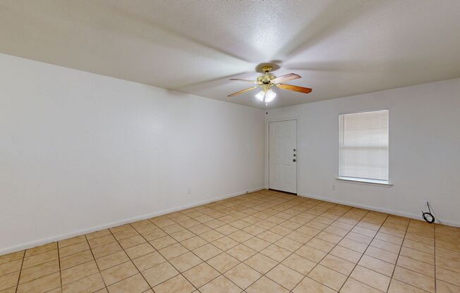 AMAZING ALL TILE DUPLEX IN HARKER HEIGHTS!!!!