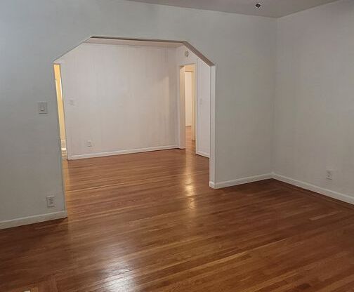 2 beds, 1 bath, $2,250