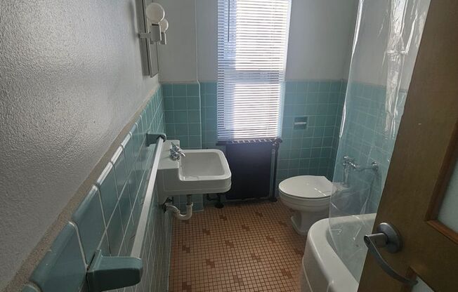 Studio, 1 bath, 336 sqft, $1,065, Unit 316-902