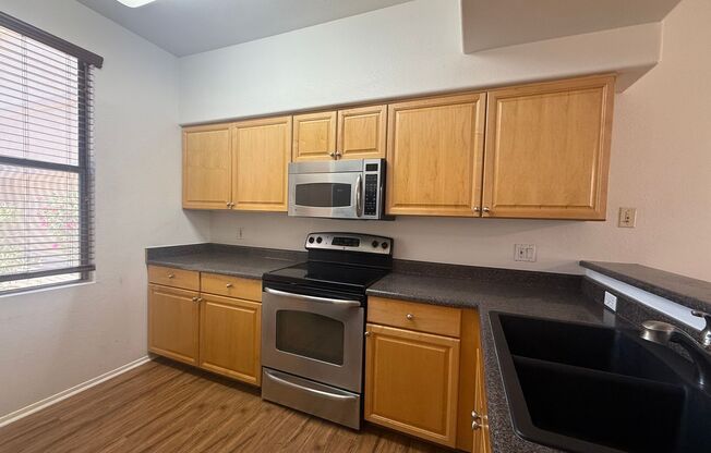 2 beds, 2.5 baths, $1,900, Unit APARTMENT 1271