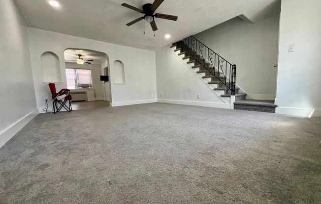 Stunning 3-Bedroom Townhome in Drexel Hill! Available NOW!