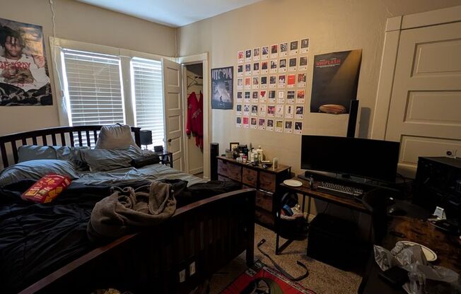 2828 2830 N MARYLAND AVE