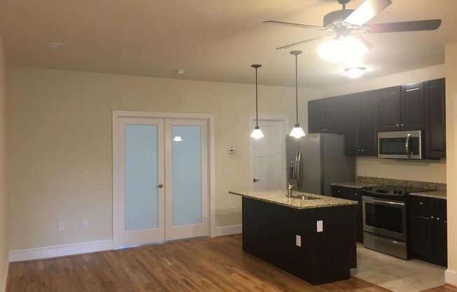 1 bed, 1 bath, 680 sqft, $1,450, Unit Unit G