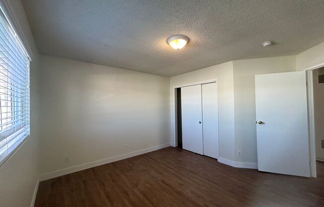 2 beds, 2 baths, $2,375, Unit Unit 4