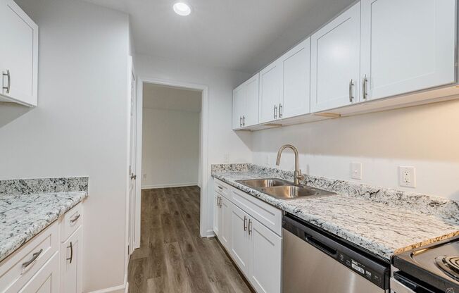3 beds, 2 baths, 1,200 sqft, $1,995, Unit 2290-03