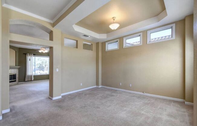 Spectacular 4/2 Elk Grove w/Salt Water Pool!  (PLEASE READ AD FOR SHOWING REQUIREMENTS)!