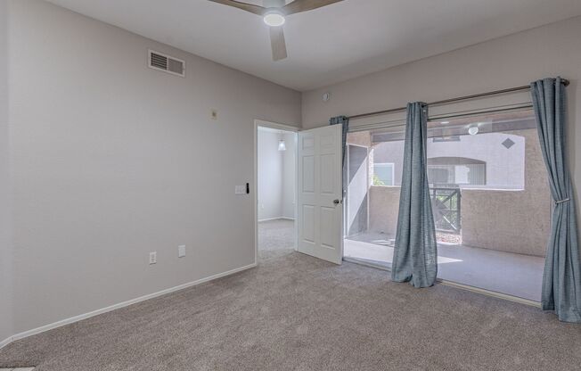 2 beds, 1 bath, $1,800, Unit UNIT 1089