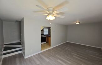 2 beds, 1 bath, $965